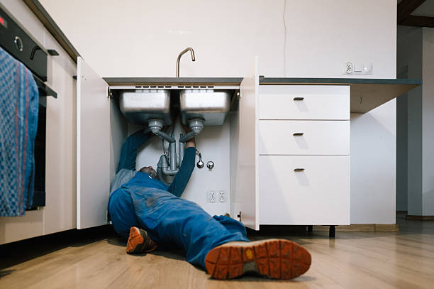 Professional Plumbing technician working in West Burlington, IA
